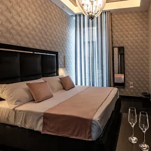 Sole Luxury Neapel